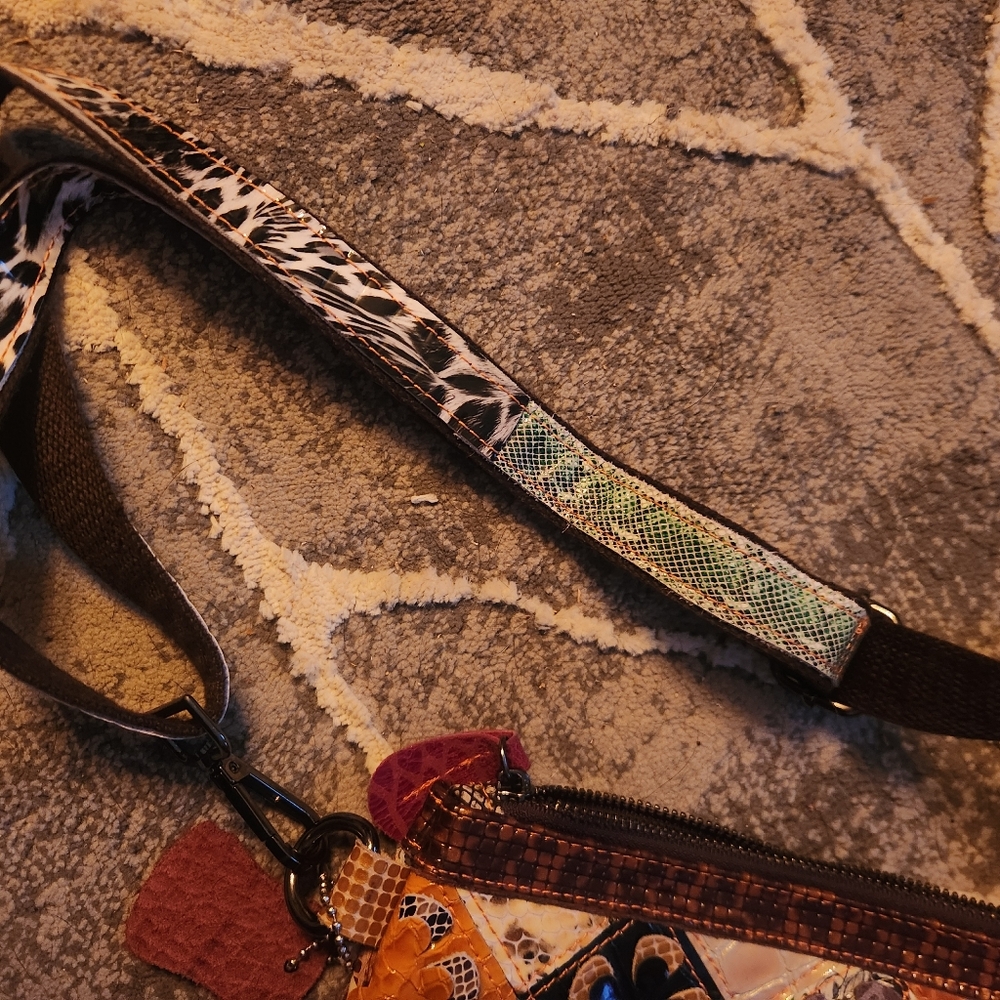 Treska leather multi colored boho shoulder bag - Picture 4 of 8